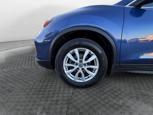 Used 2018 Nissan Rogue SV AWD/4WD image 20