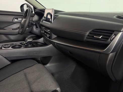 Used 2026 Nissan Rogue SV w/ Cold Weather Package image 31