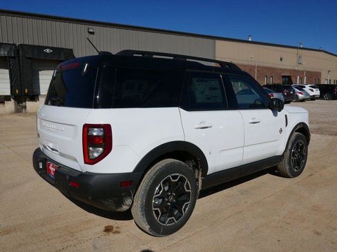 New 2025 Ford Bronco Sport Outer Banks w/ Outer Banks Tech Package+ image 5