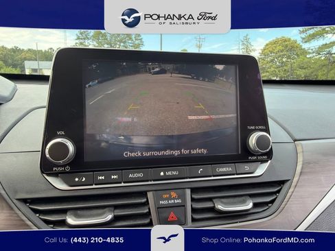 Used 2024 Nissan Altima 2.5 SV FWD image 11