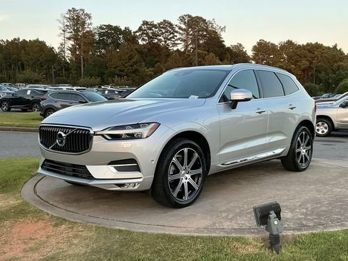 Used 2020 Volvo XC60 T6 Inscription AWD/4WD image 3