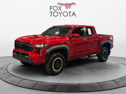 Used 2025 Toyota Tacoma TRD Off-Road AWD/4WD image 1