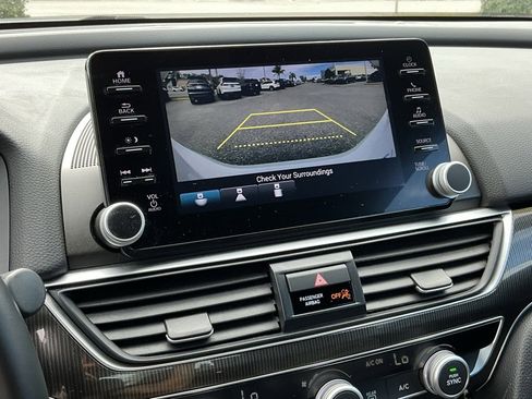 Used 2021 Honda Accord Sport image 35