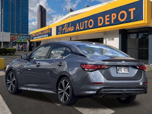Used 2021 Nissan Sentra SR FWD image 3