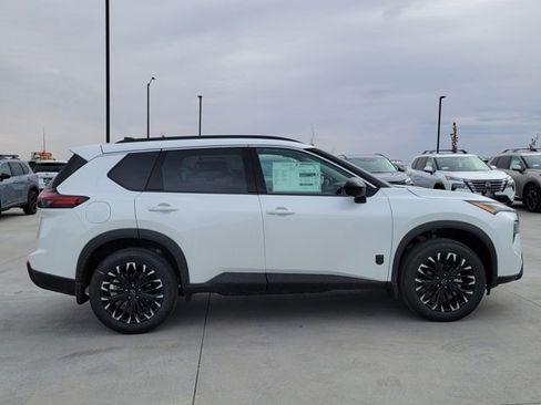 New 2026 Nissan Rogue SV image 6