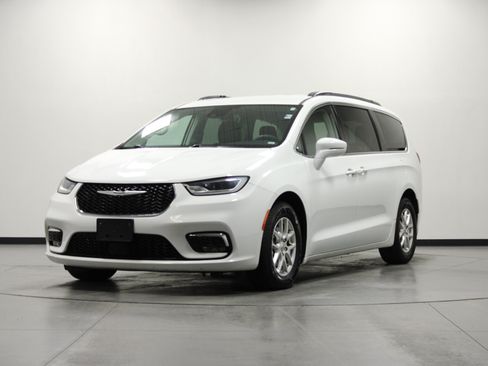Used 2022 Chrysler Pacifica Touring-L FWD image 8
