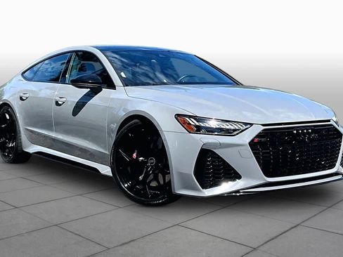 Used 2024 Audi RS 7 Performance AWD/4WD image 3