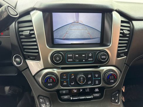 Used 2018 Chevrolet Tahoe Premier AWD/4WD image 28