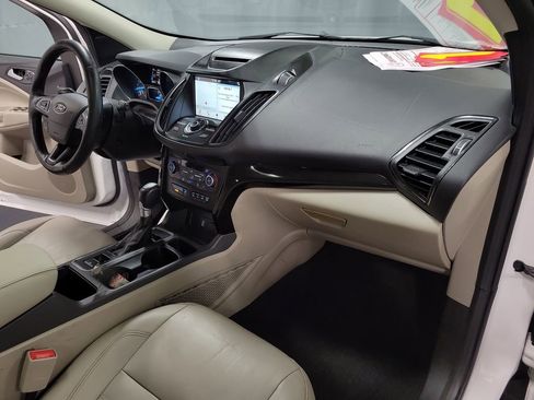 Used 2018 Ford Escape Titanium image 23
