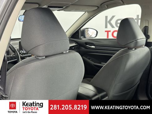 Used 2024 Nissan Altima 2.5 SV image 15