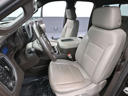 Used 2019 Chevrolet Silverado 1500 LTZ image 29