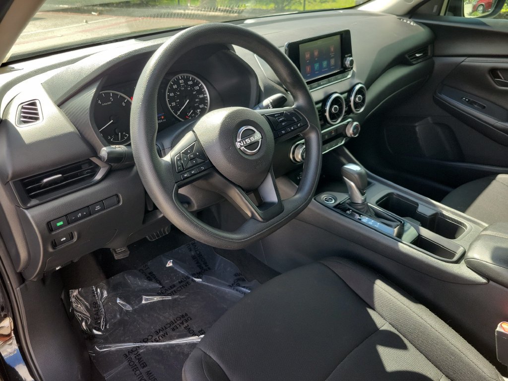 Used 2025 Nissan Sentra S FWD image 13