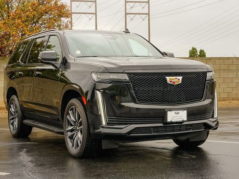 Certified 2024 Cadillac Escalade Sport image 5