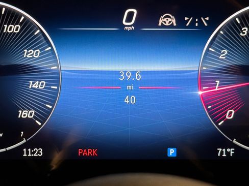 New 2026 Mercedes-Benz GLE 450 4MATIC Coupe image 25