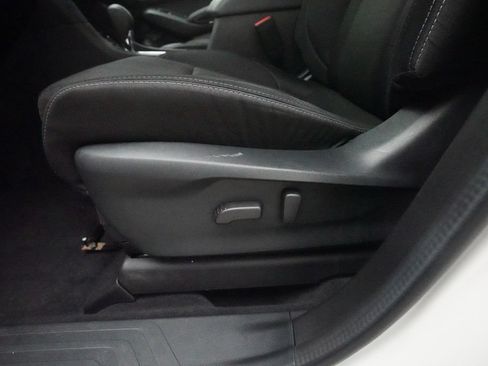 Used 2025 Subaru Ascent Premium AWD/4WD image 29