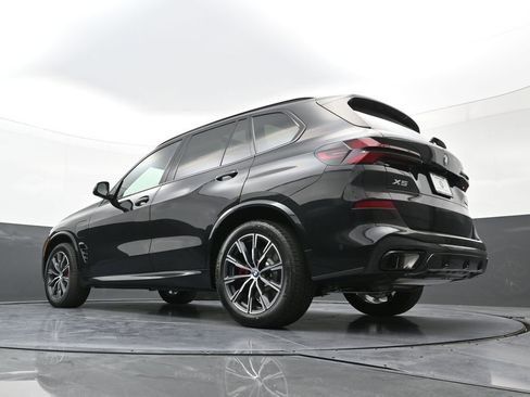 New 2026 BMW X5 xDrive50e w/ Executive Package AWD/4WD image 27