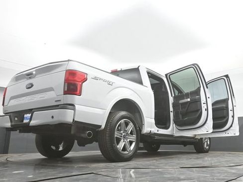 Used 2018 Ford F150 Lariat w/ Equipment Group 502A Luxury AWD/4WD image 54