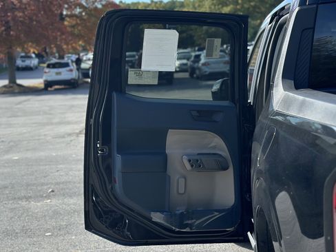 New 2025 Ford Maverick Lariat w/ 4K Tow Package image 25