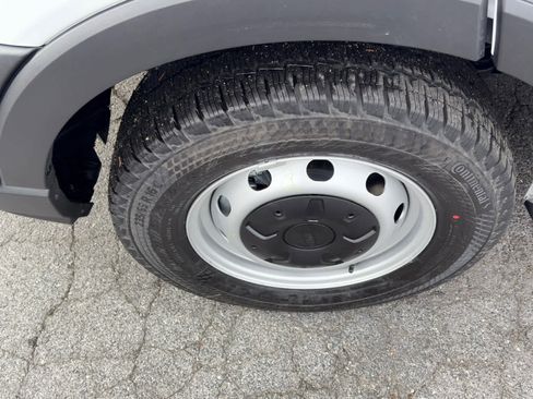 New 2026 Ford Transit 250 148 Medium Roof image 12