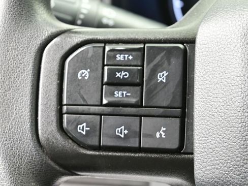 Used 2024 Ford F350 XLT image 4