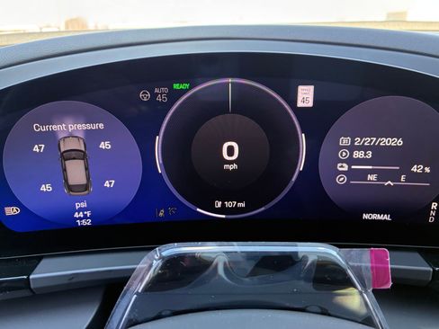 New 2026 Porsche Macan 4 Electric image 19