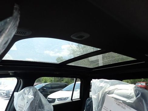 New 2026 Jeep Cherokee Limited AWD/4WD image 18