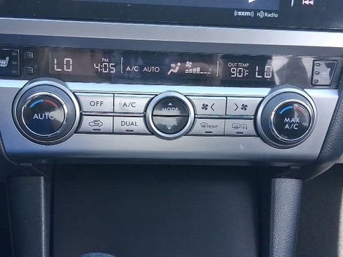 Used 2017 Subaru Legacy 2.5i Limited AWD/4WD image 19