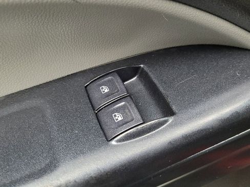 Used 2016 Chevrolet Colorado W/T RWD image 27
