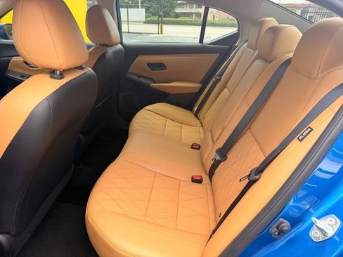 Used 2024 Nissan Sentra SV w/ SV Premium Package FWD image 19