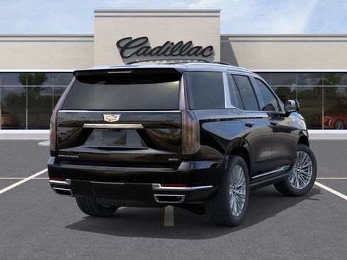 Used 2026 Cadillac Escalade Luxury w/ LPO, Floor Liner Package AWD/4WD image 4