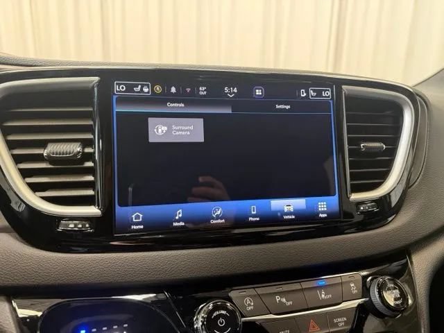 Used 2026 Chrysler Pacifica Select FWD image 19