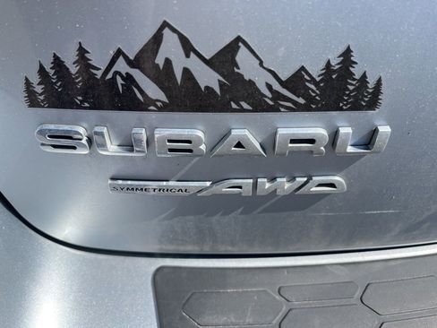 Used 2019 Subaru Crosstrek 2.0i Limited w/ Moonroof Package w/Navigation image 10