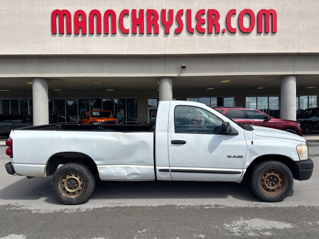 Used 2008 Dodge Ram 1500 Truck ST w/ Popular Equipment Group RWD image 4