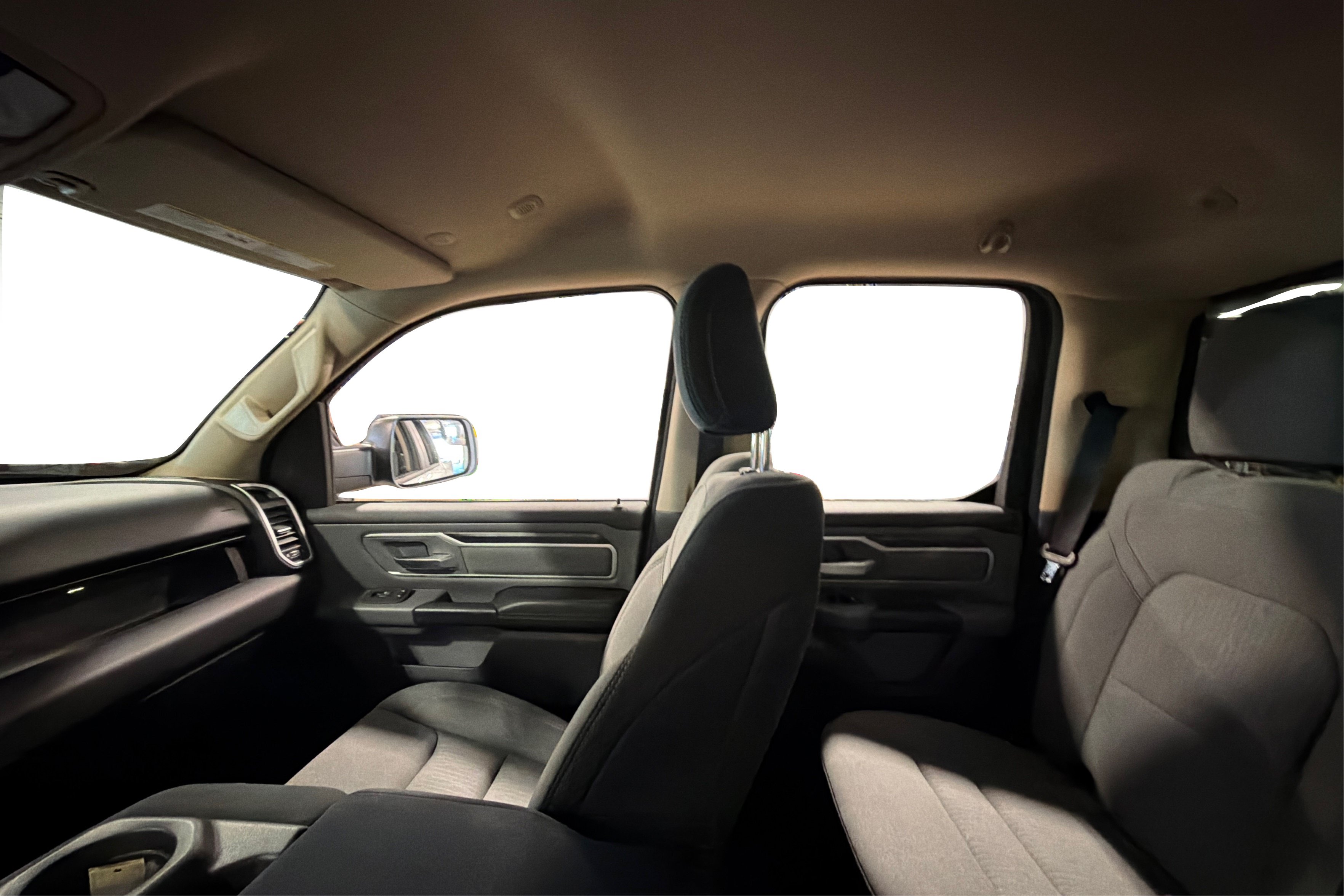 Used 2020 RAM 1500 Big Horn AWD/4WD image 37