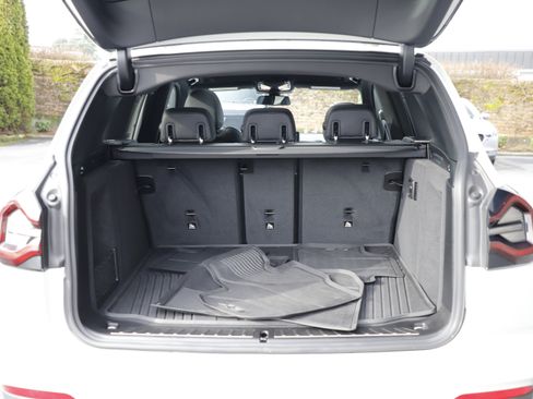 Used 2023 BMW X3 xDrive30i w/ Premium Package image 13