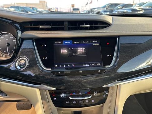 Certified 2024 Cadillac XT6 Premium Luxury image 15