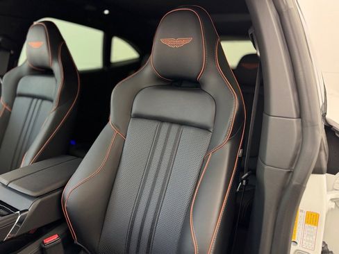 Used 2025 Aston Martin DBX 707 image 35