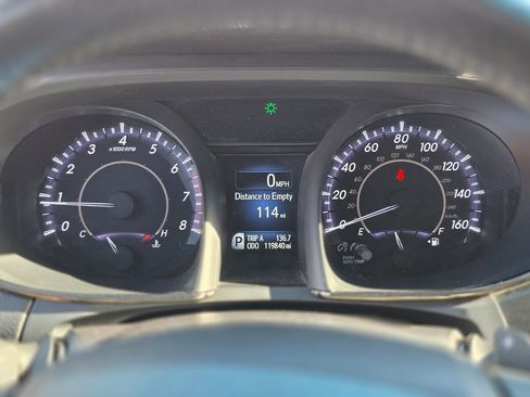 Used 2015 Toyota Avalon XLE Touring image 22