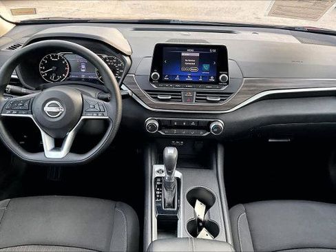 Certified 2025 Nissan Altima 2.5 SV image 15