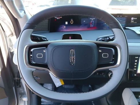 New 2025 Lincoln Navigator L Black Label image 12