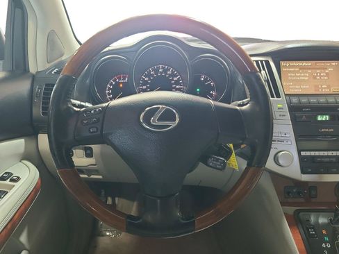 Used 2004 Lexus RX 330 w/ Premium Plus Pkg FWD image 12