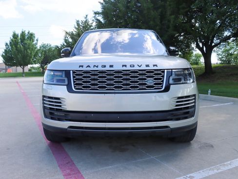 Used 2019 Land Rover Range Rover HSE AWD/4WD image 2