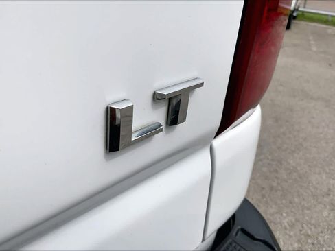 Used 2024 Chevrolet Silverado 2500 LT AWD/4WD image 10