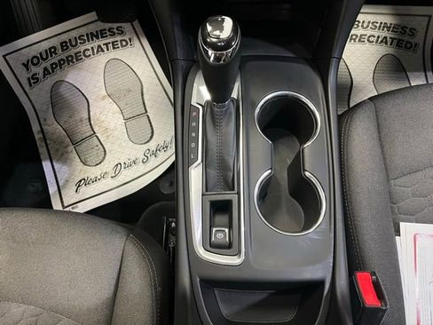 Used 2019 Chevrolet Equinox LT image 19