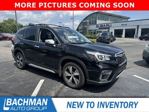 Used 2019 Subaru Forester Touring AWD/4WD image 1