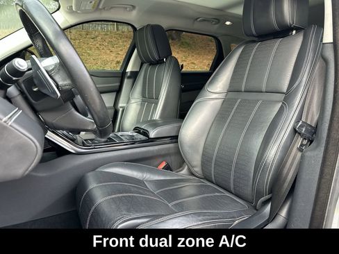 Used 2018 Land Rover Range Rover Velar R-Dynamic HSE image 13