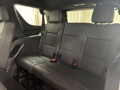 Used 2025 Chevrolet Tahoe LT AWD/4WD image 18