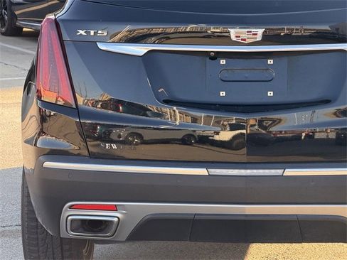 Used 2022 Cadillac XT5 Premium Luxury image 6