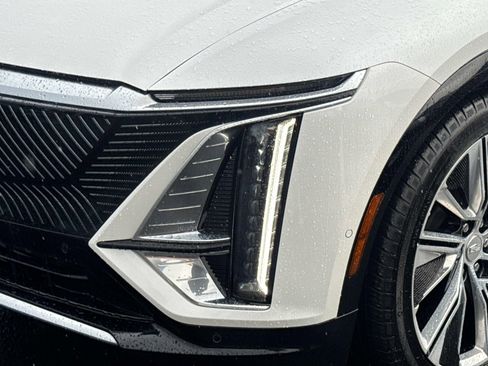 Certified 2024 Cadillac Lyriq Luxury w/ LPO, Floor Liner Package image 28