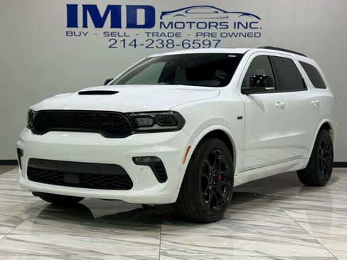 Used 2023 Dodge Durango SRT image 2
